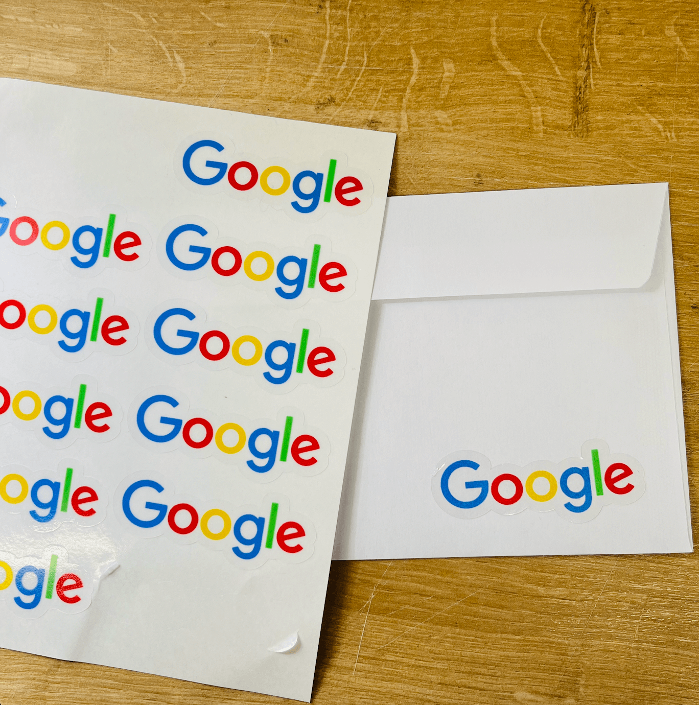 Sticker personnalisé transparent