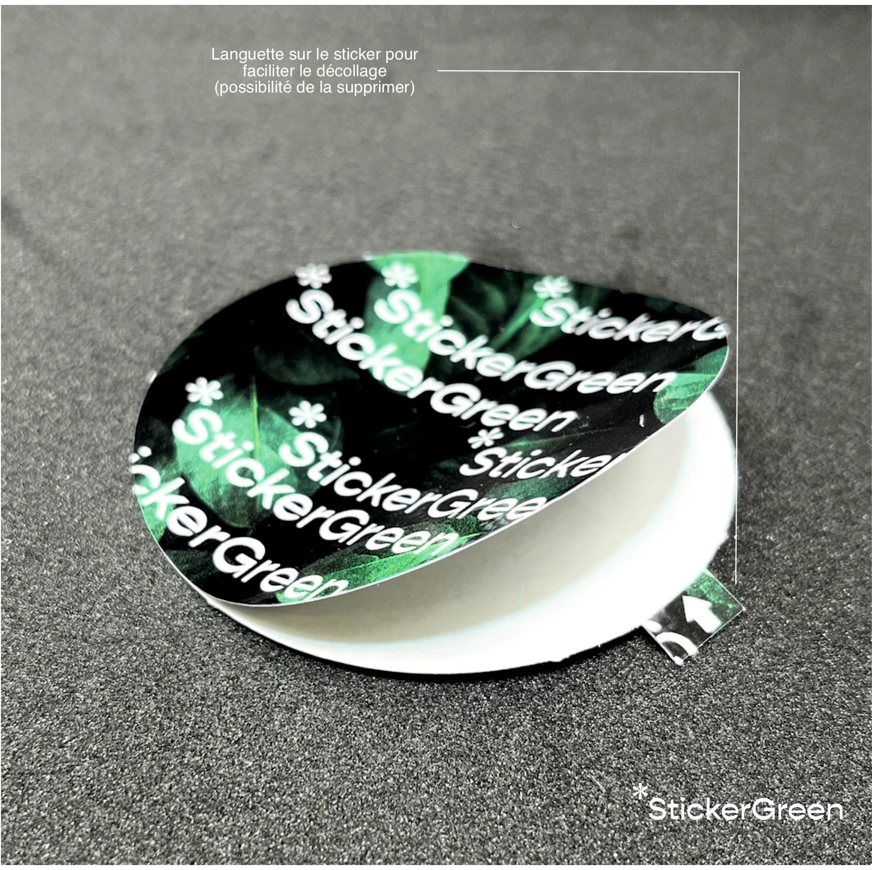 Image 4 : Sticker pour événement, recyclable et durable, conçu pour une utilisation extérieure.