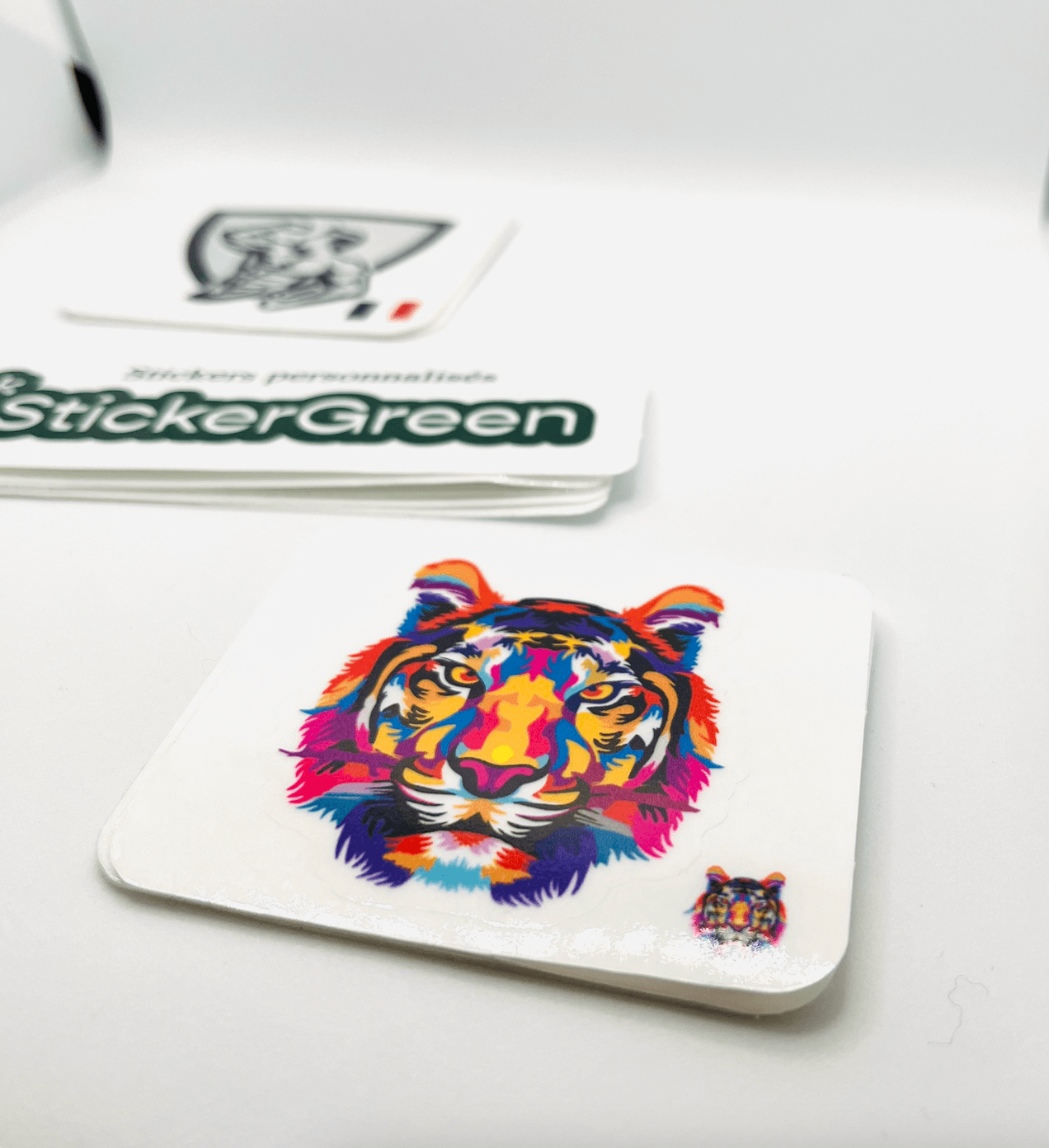 Stickers transparents découpés à mi-chair