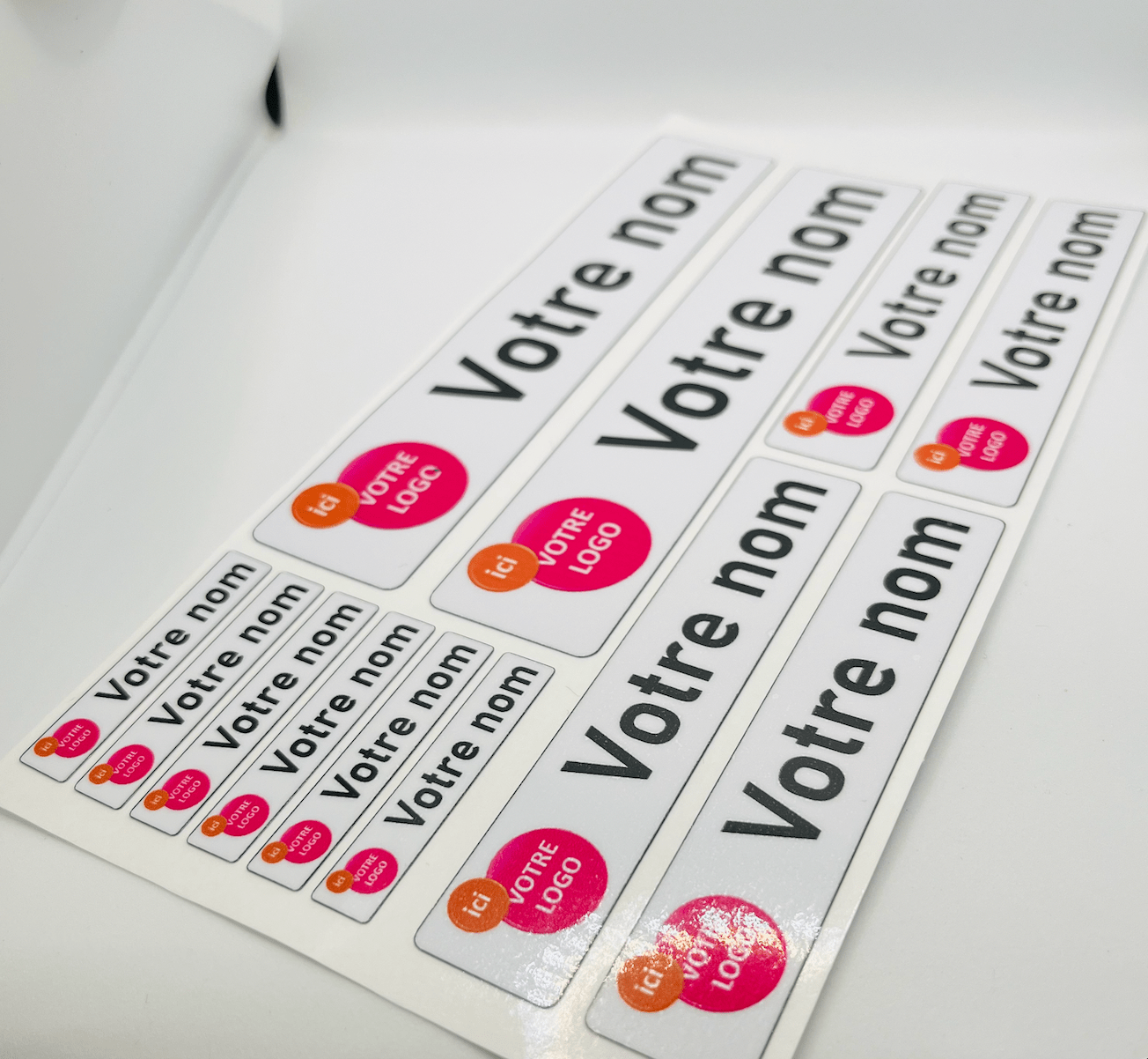 Pack x12 Stickers Blanc Nom prénom vélo casque sticker autocollant personnalisé