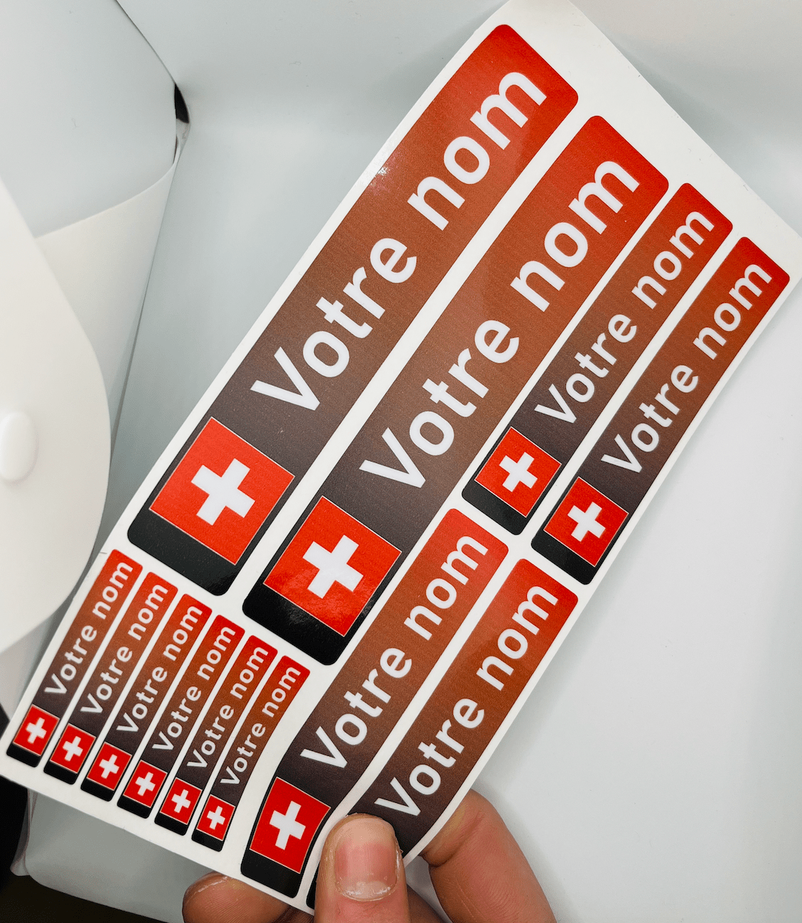Pack x12 Stickers Suisse couleurs Nom prénom vélo casque sticker autocollant personnalisé