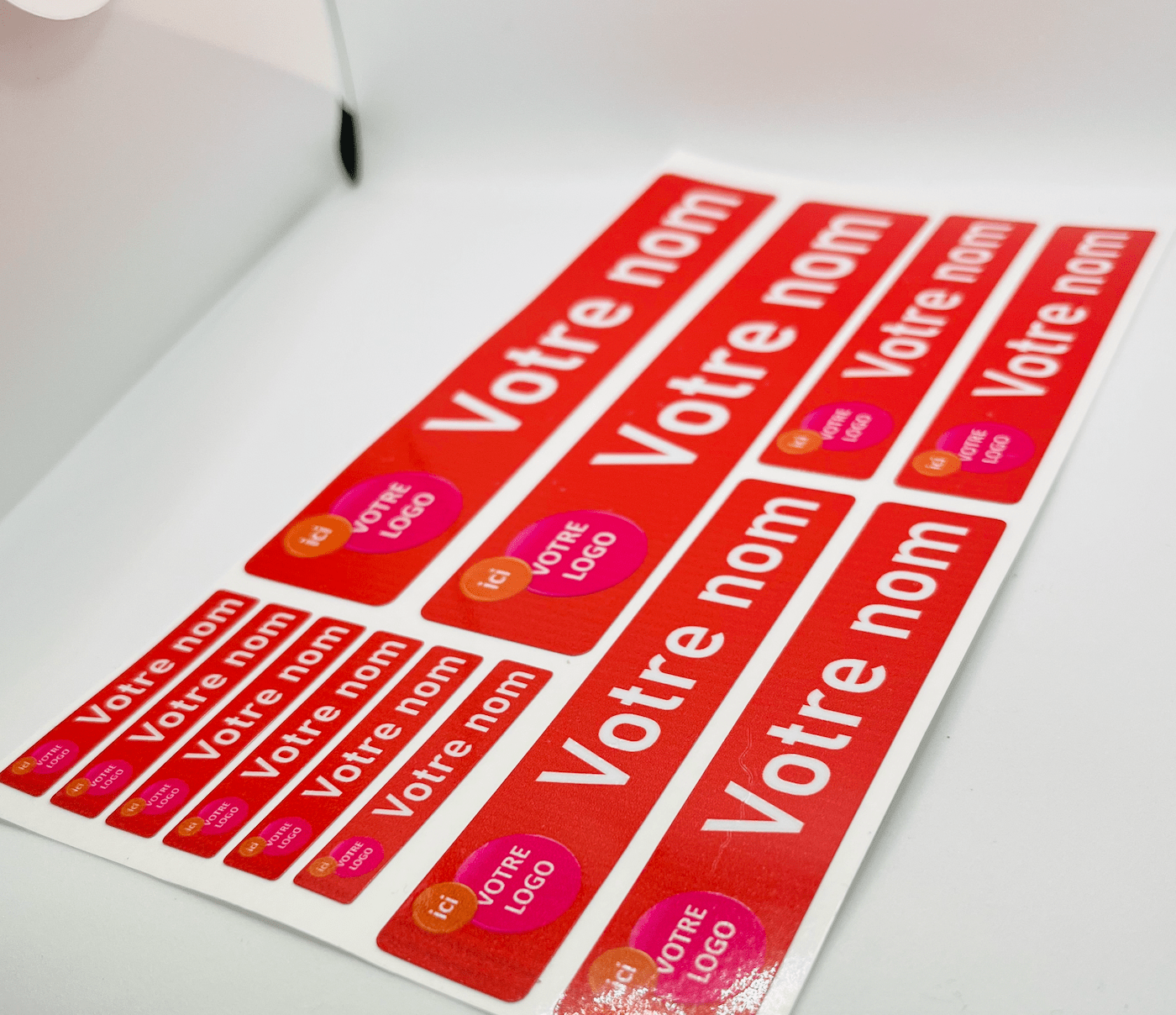 Pack x12 Stickers Rouge Nom prénom vélo casque sticker autocollant personnalisé