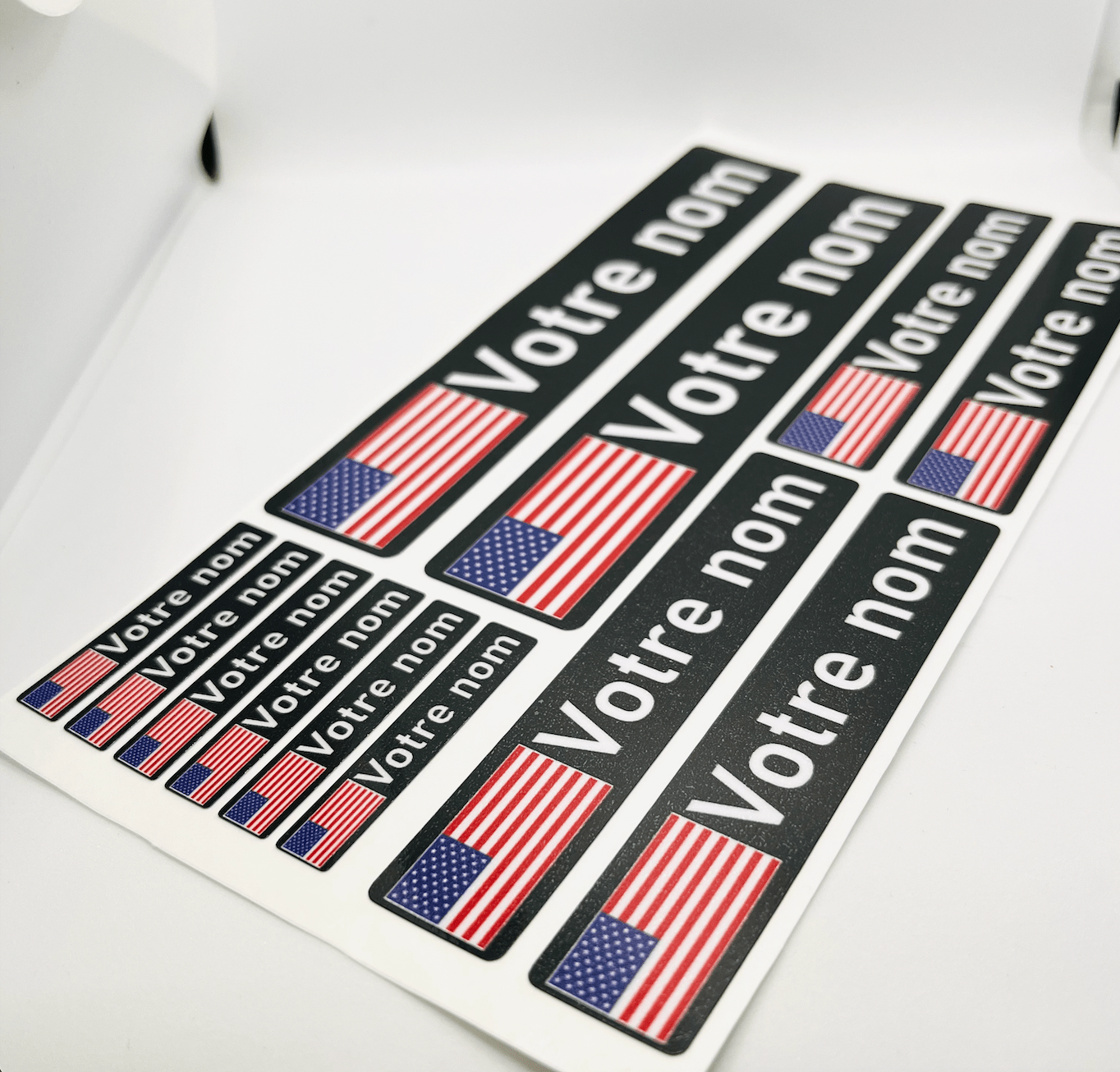 Pack x12 Stickers Etats unis USA noir Nom prénom vélo casque sticker autocollant personnalisé